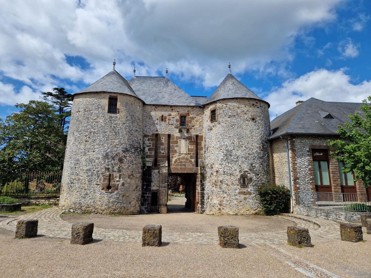 Вилла La Grange Saint-Calais-du-Desert Экстерьер фото